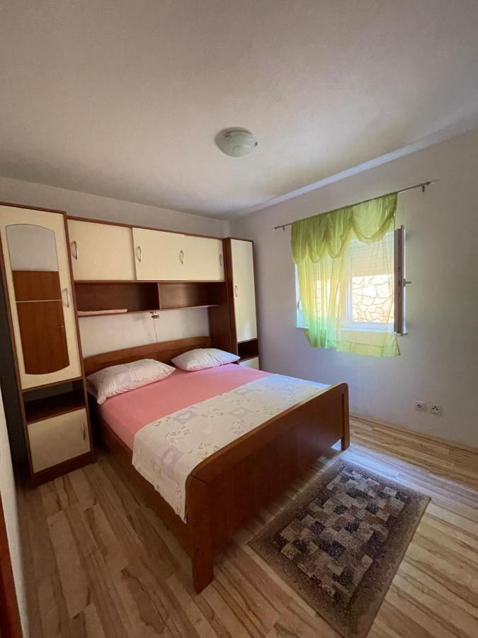 Apartman Jukic Hotel Marina Kültér fotó