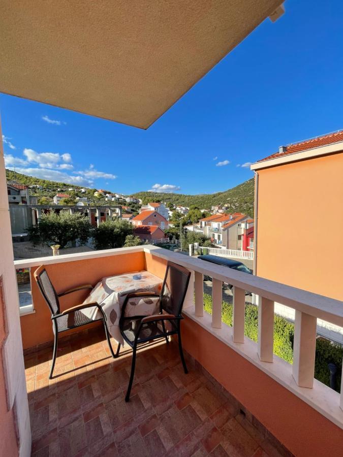 Apartman Jukic Hotel Marina Kültér fotó