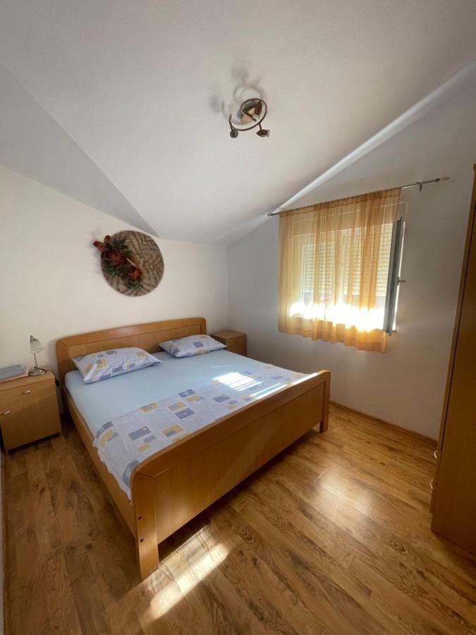 Apartman Jukic Hotel Marina Kültér fotó