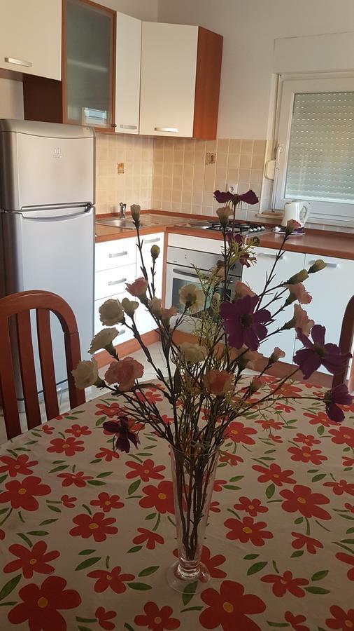 Apartman Jukic Hotel Marina Kültér fotó